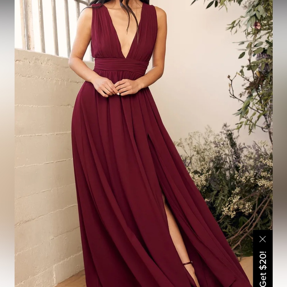 Burgundy lulus dress
